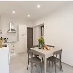 公寓 House Lady 泰拉西尼